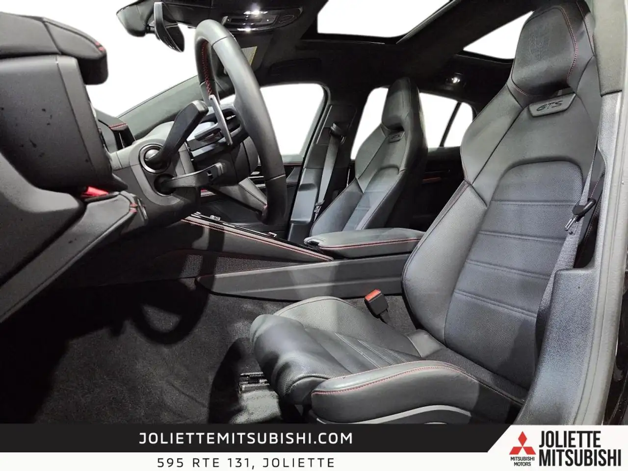Porsche Panamera - Image 31