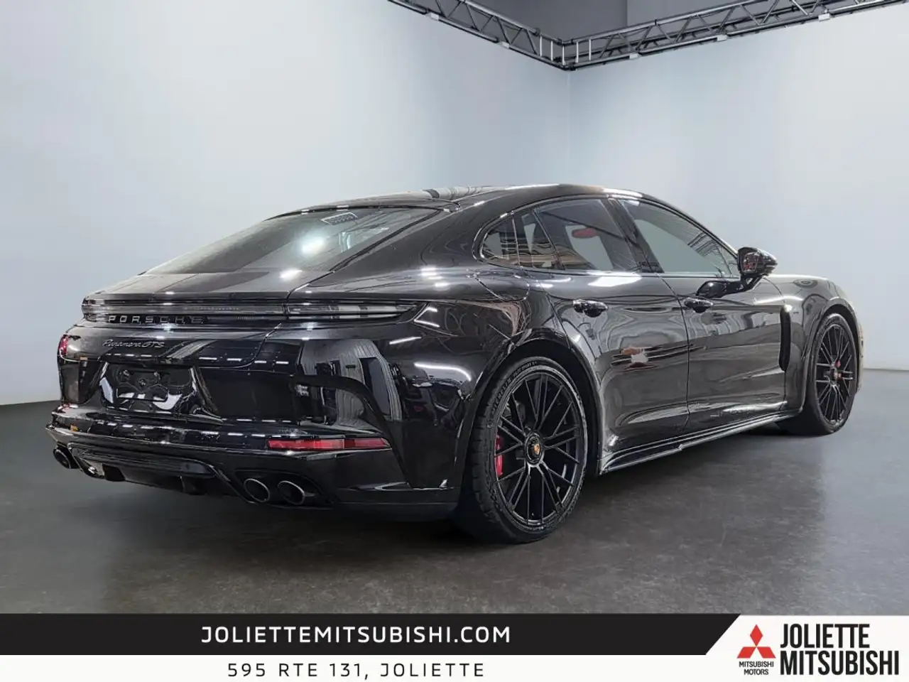 Porsche Panamera - Image 14