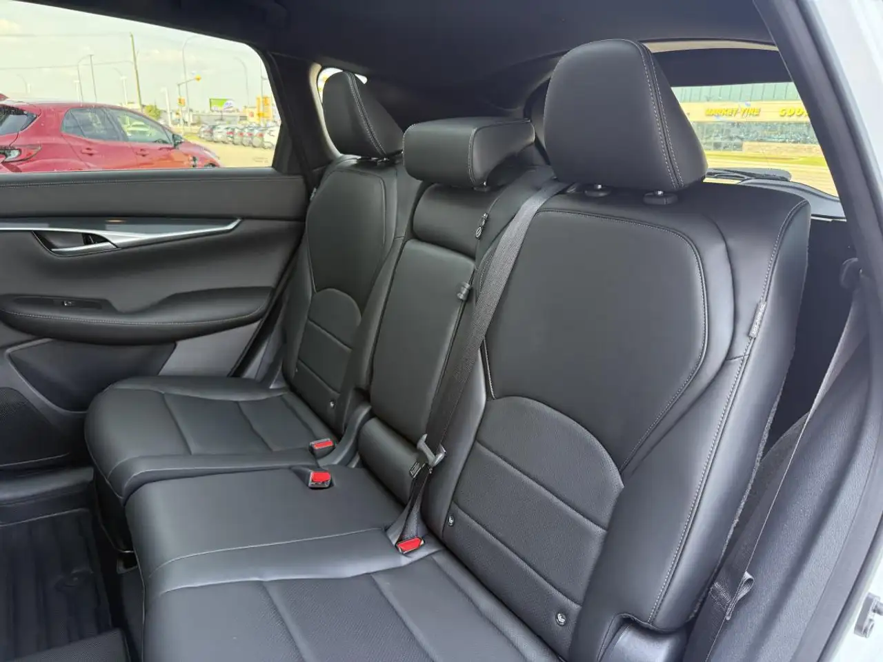 Infiniti QX50 - Image 17