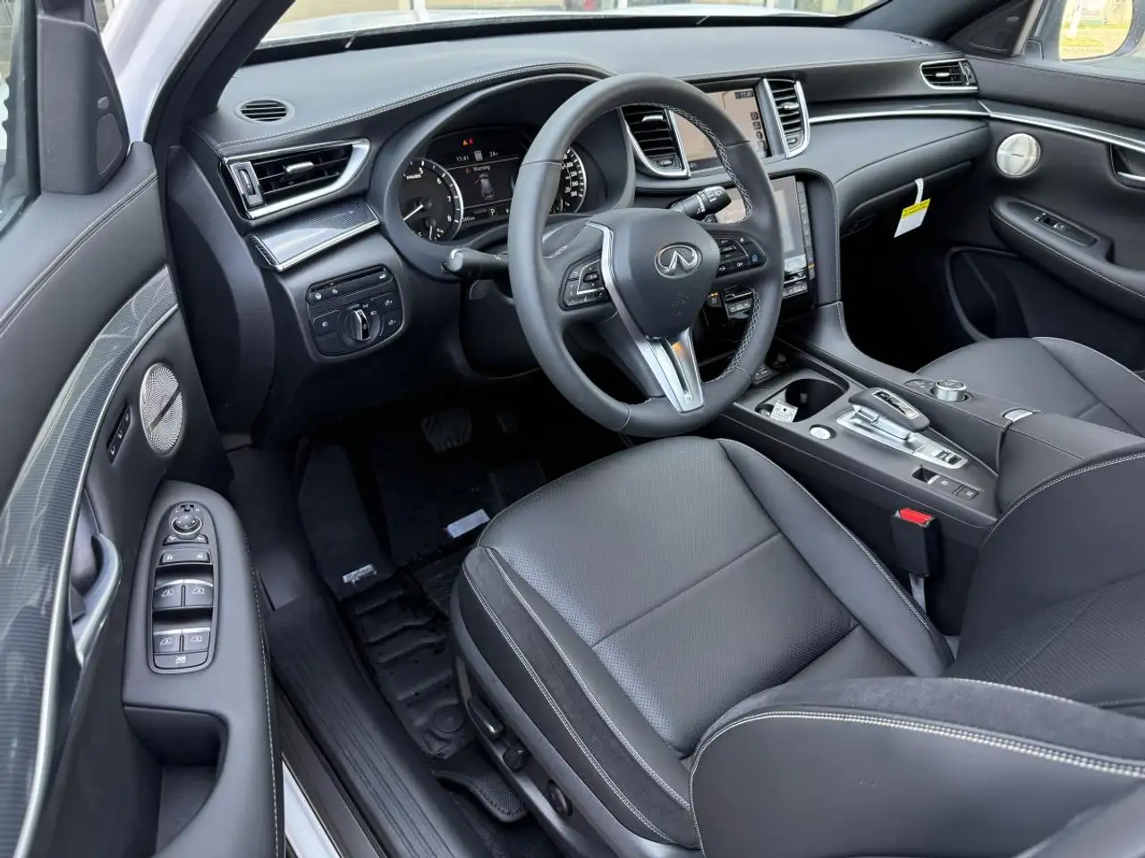 Infiniti QX50 - Image 9