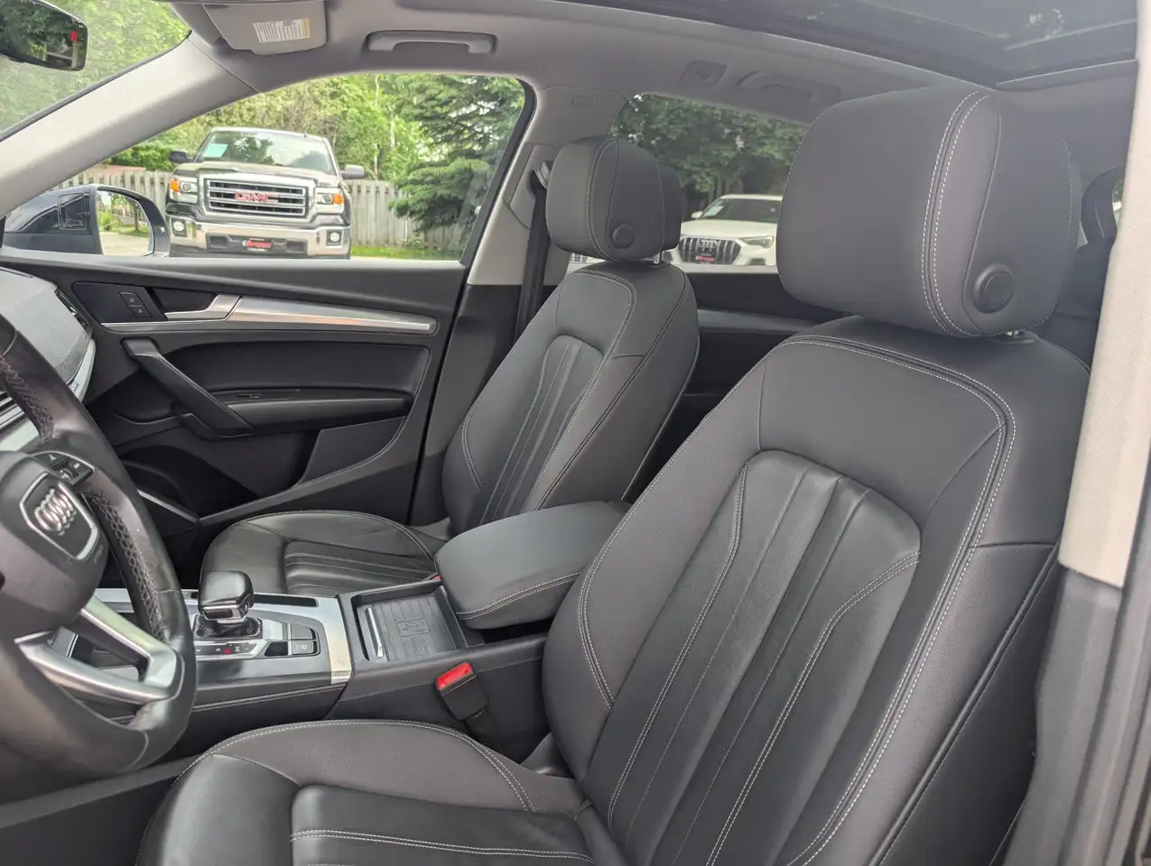 Audi Q5 - Image 12