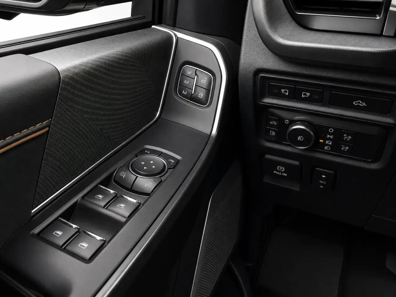 Ford F-150 - Image 9