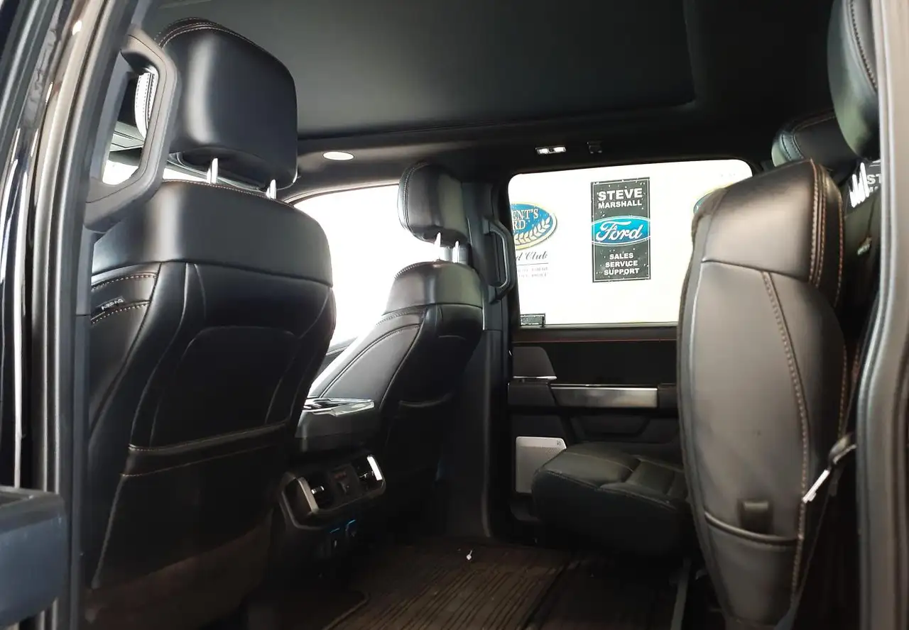 Ford F-150 - Image 20