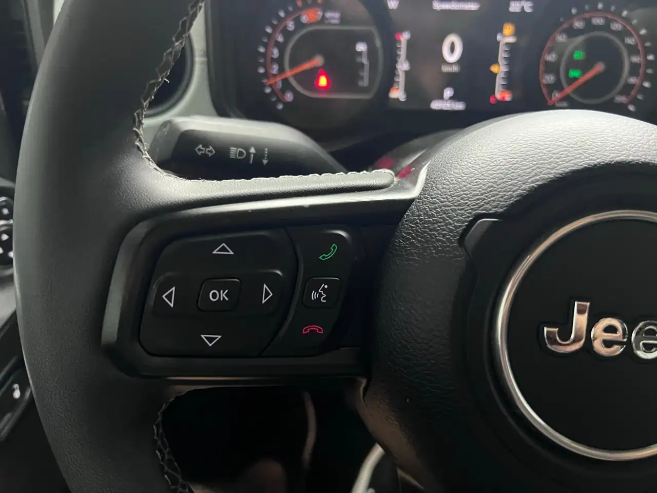 Jeep Wrangler - Image 11