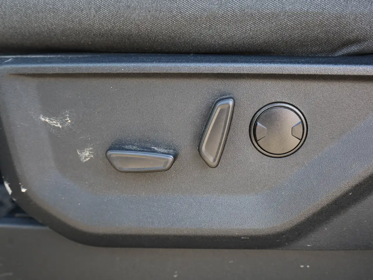 Ford F-150 - Image 10