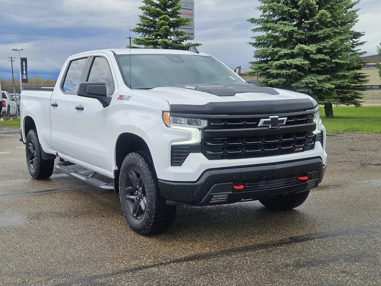 Chevrolet Silverado 1500 - Image 4
