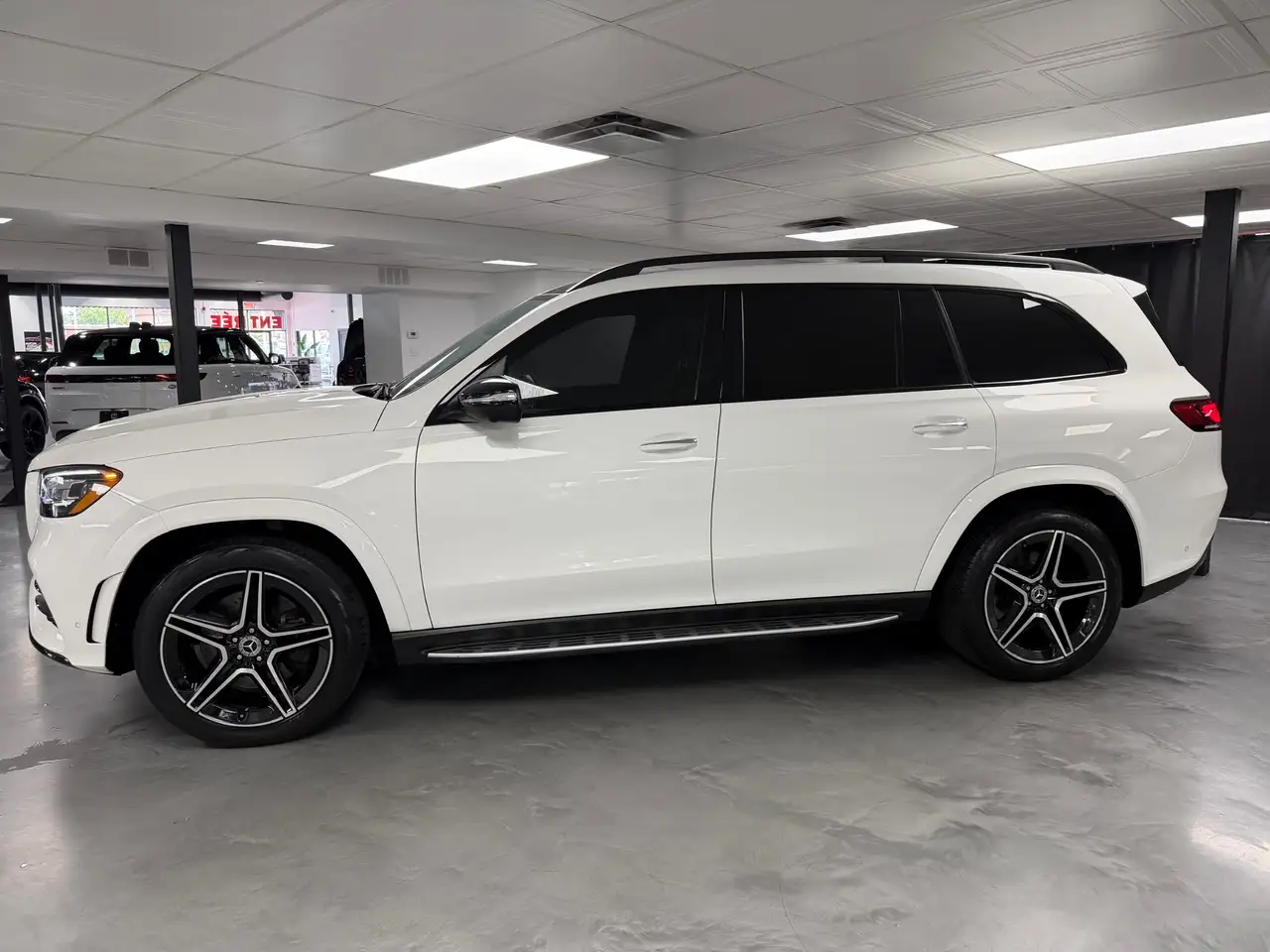 Mercedes-Benz GLS - Image 2