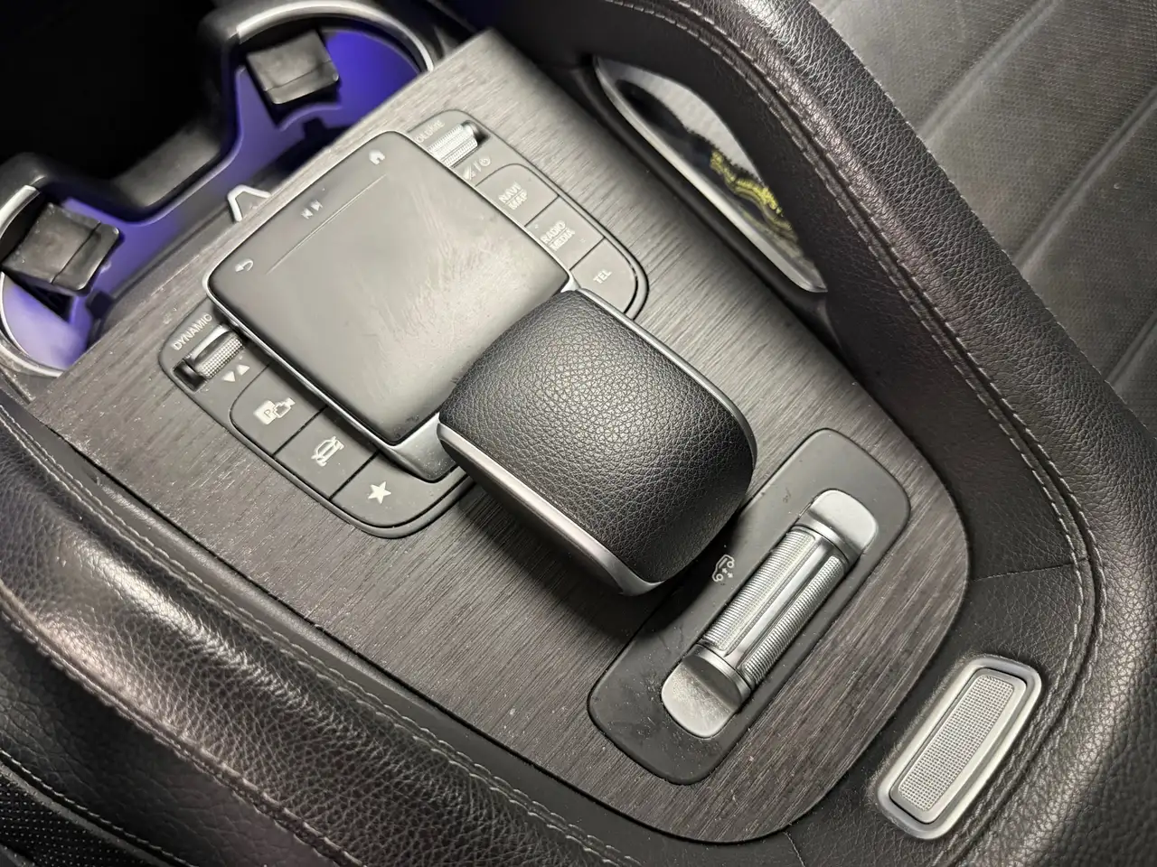 Mercedes-Benz GLS - Image 37