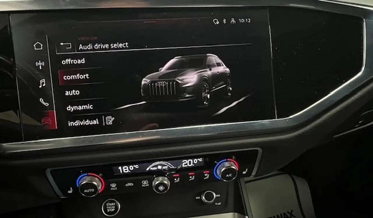 Audi Q3 - Image 22