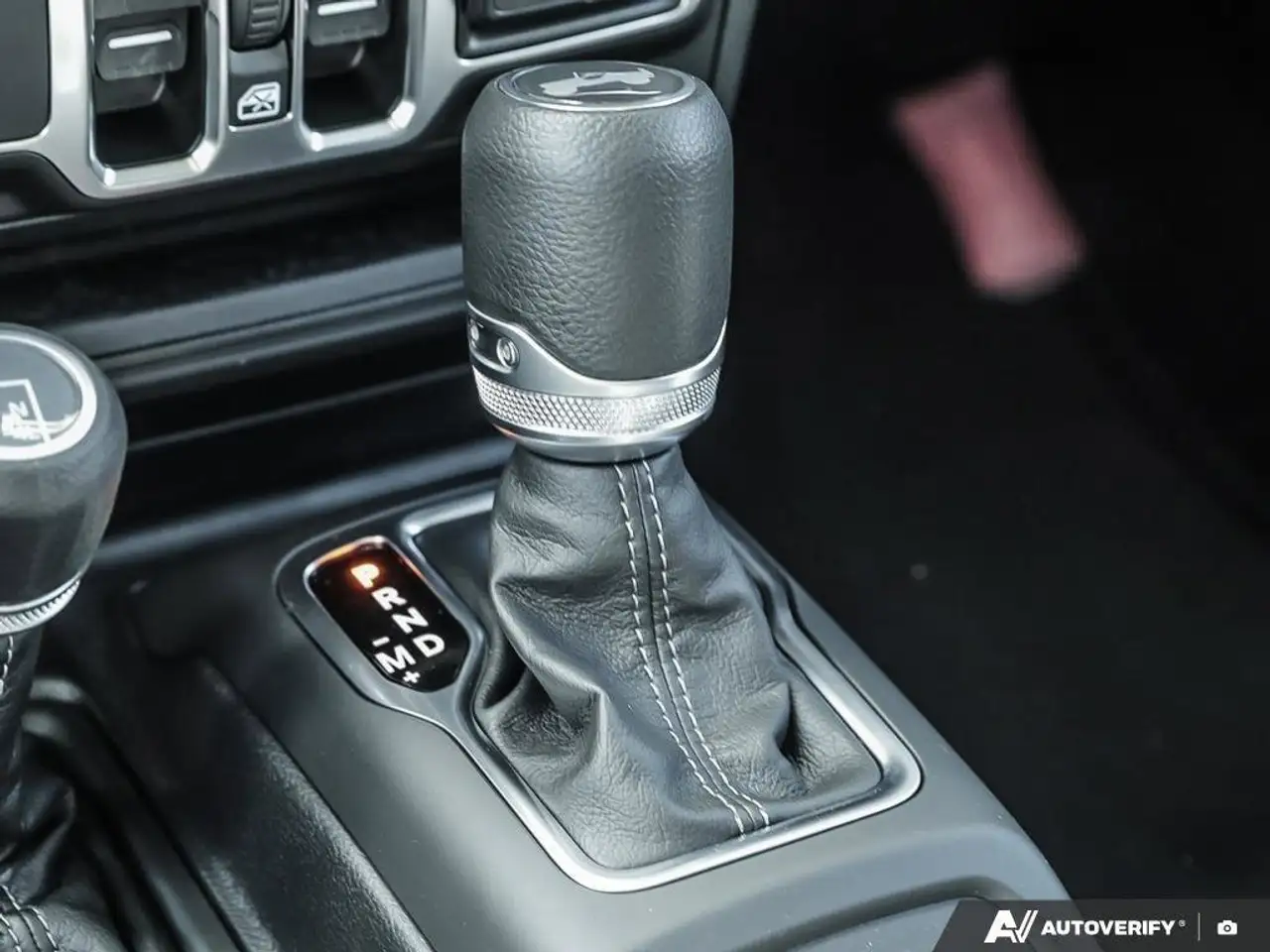 Jeep Wrangler - Image 19