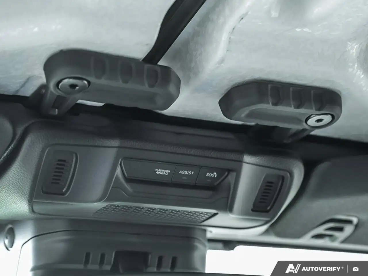 Jeep Wrangler - Image 22