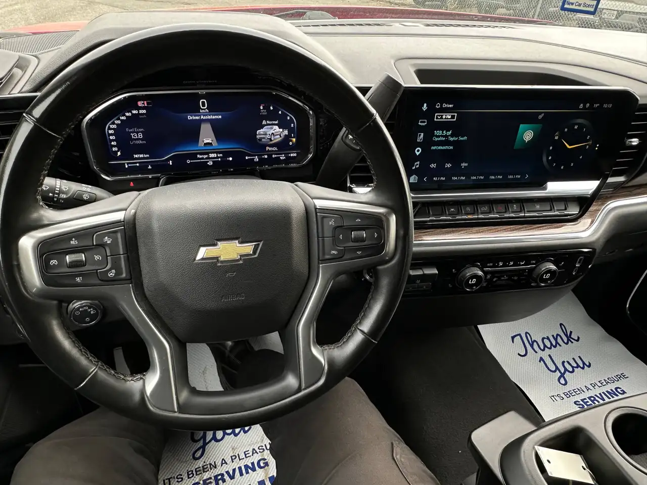 Chevrolet Silverado 1500 - Image 14