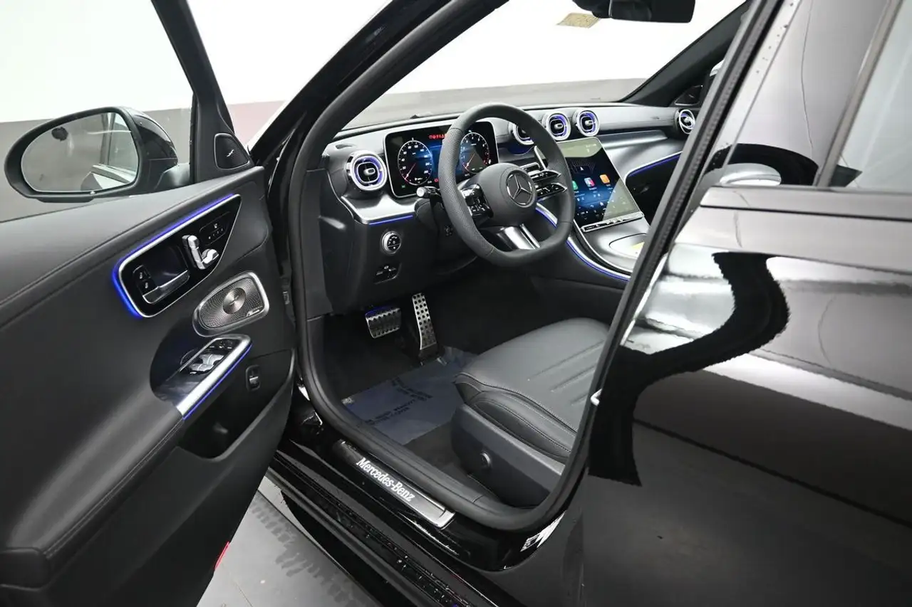Mercedes-Benz C-Class - Image 13