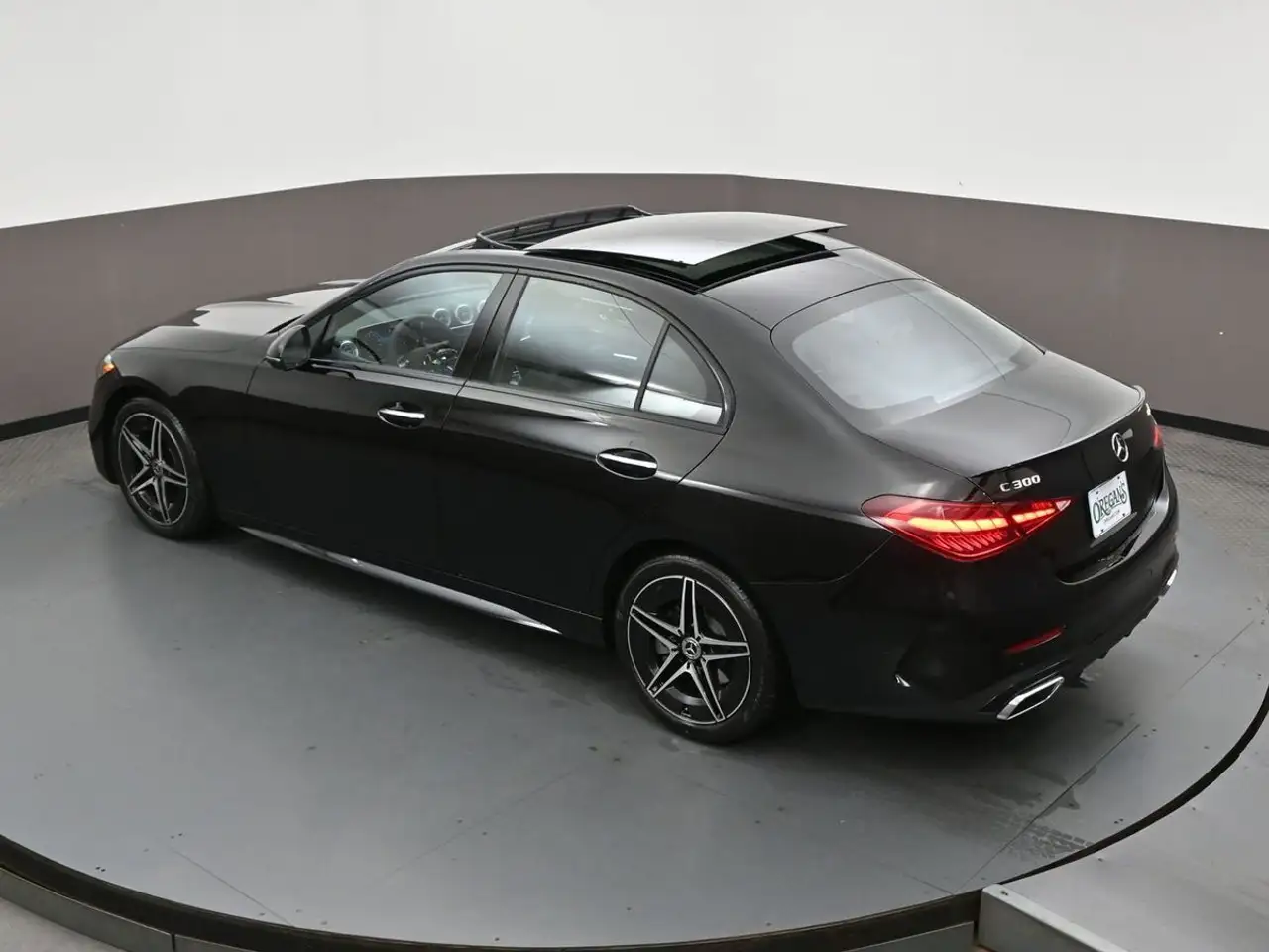 Mercedes-Benz C-Class - Image 49