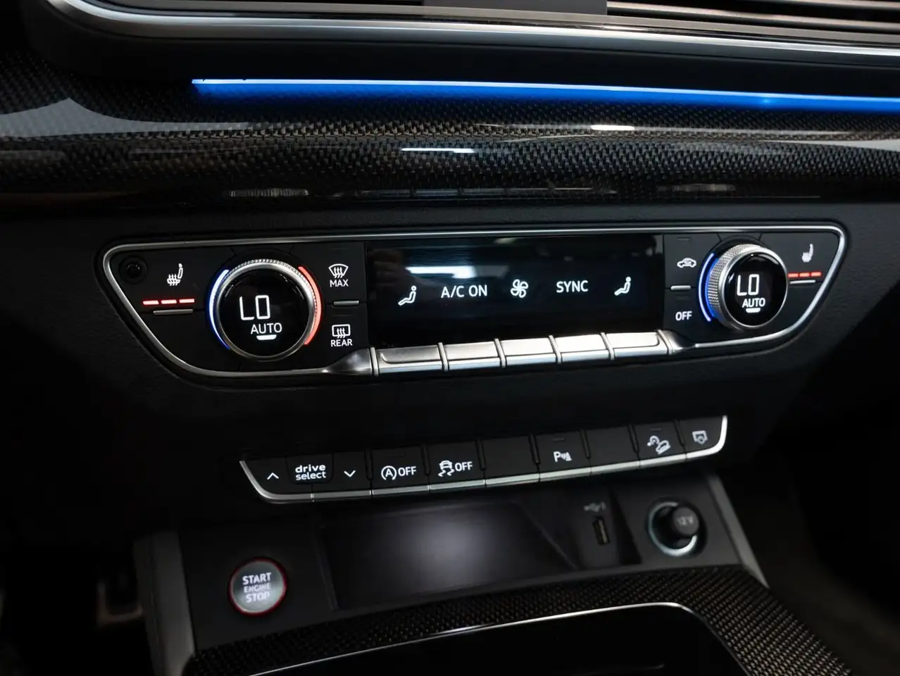 Audi SQ5 - Image 21