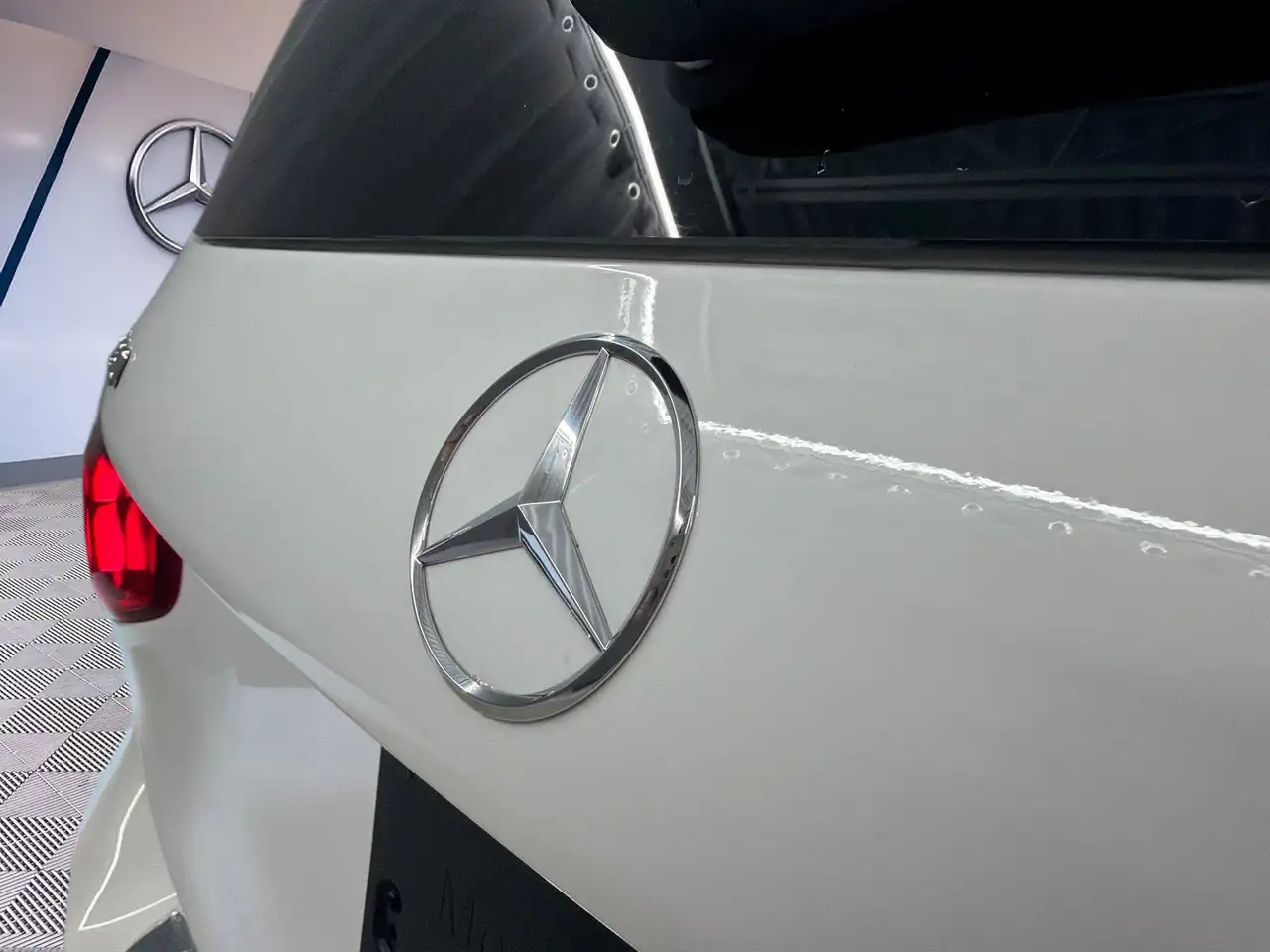Mercedes-Benz GLB - Image 27