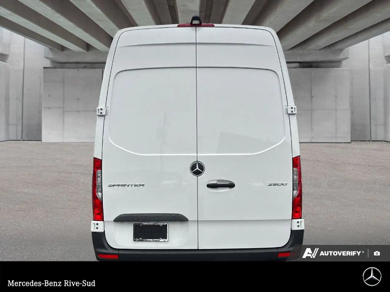 Mercedes-Benz Sprinter - Image 4