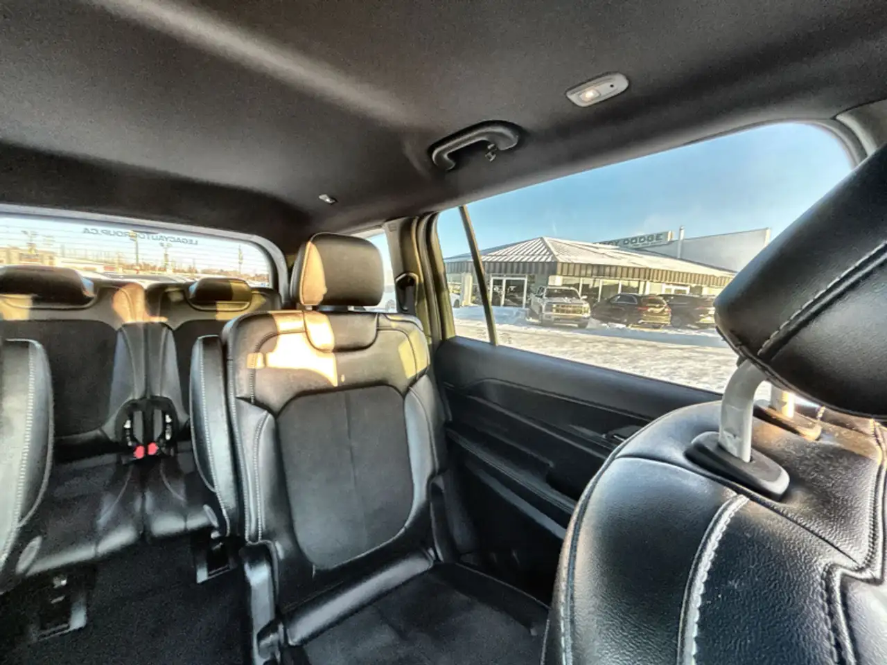 Jeep Grand Cherokee - Image 14