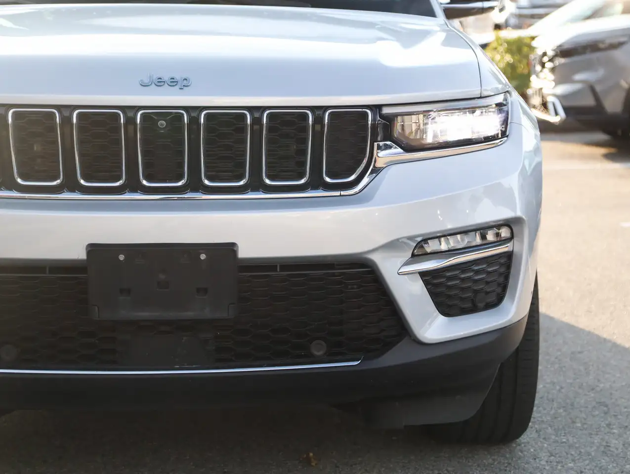 Jeep Grand Cherokee - Image 7