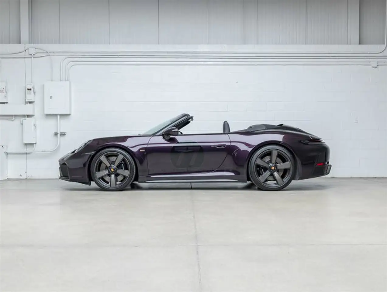 Porsche 911 - Image 10