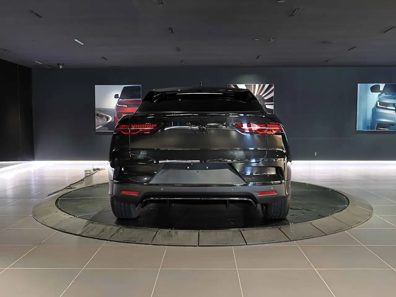 Jaguar I-Pace - Image 7