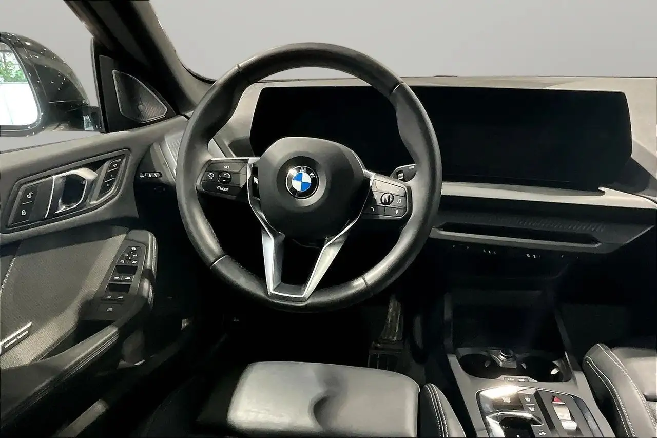 BMW 2 Series - Image 8