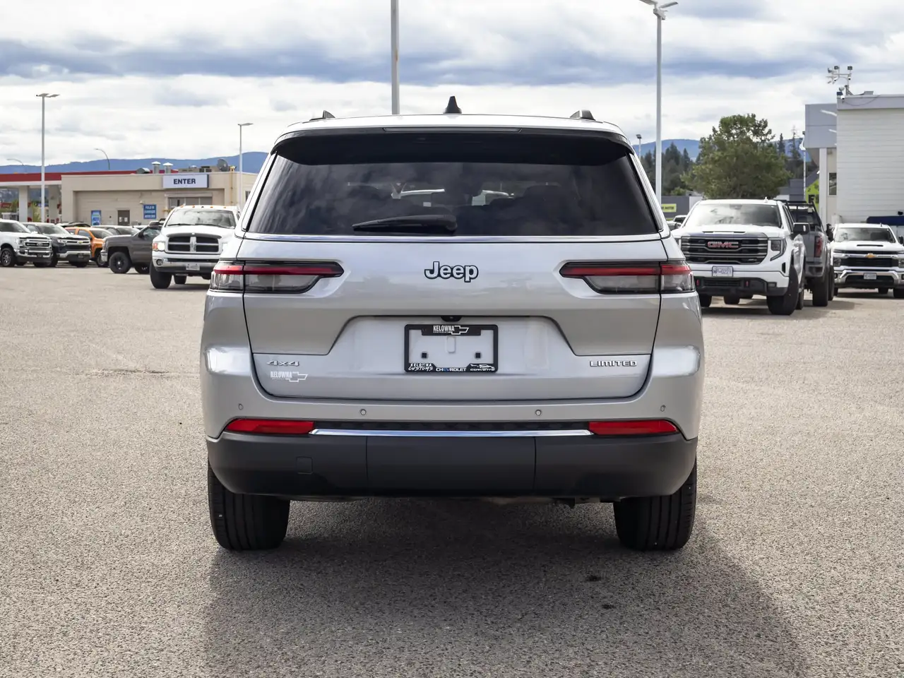 Jeep Grand Cherokee - Image 8