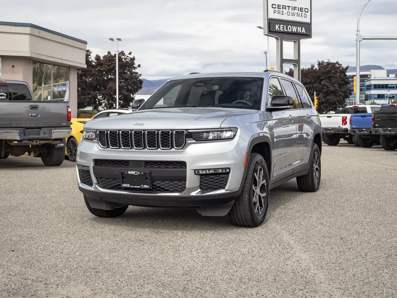 Jeep Grand Cherokee - Image 4