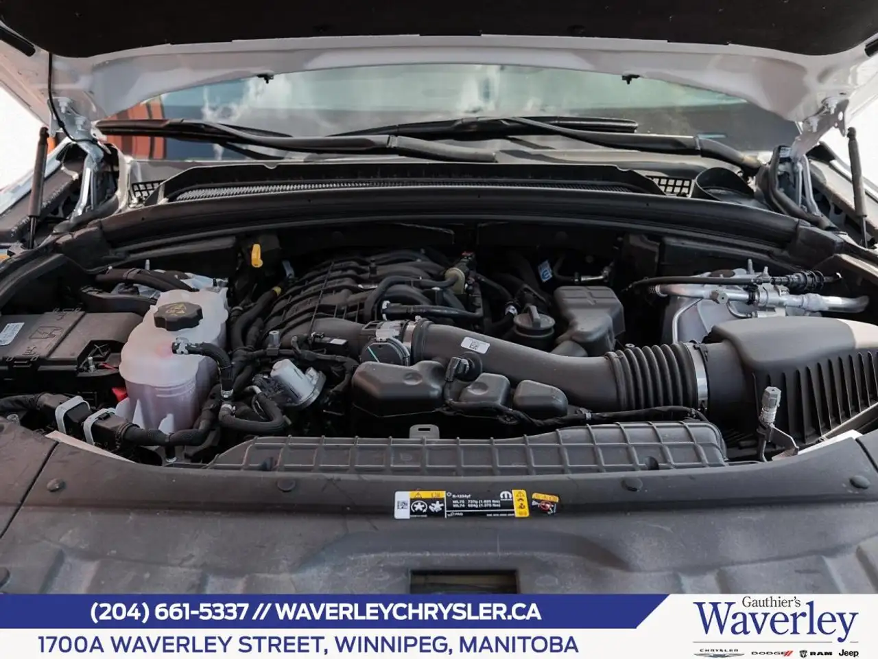 Jeep Grand Cherokee - Image 11