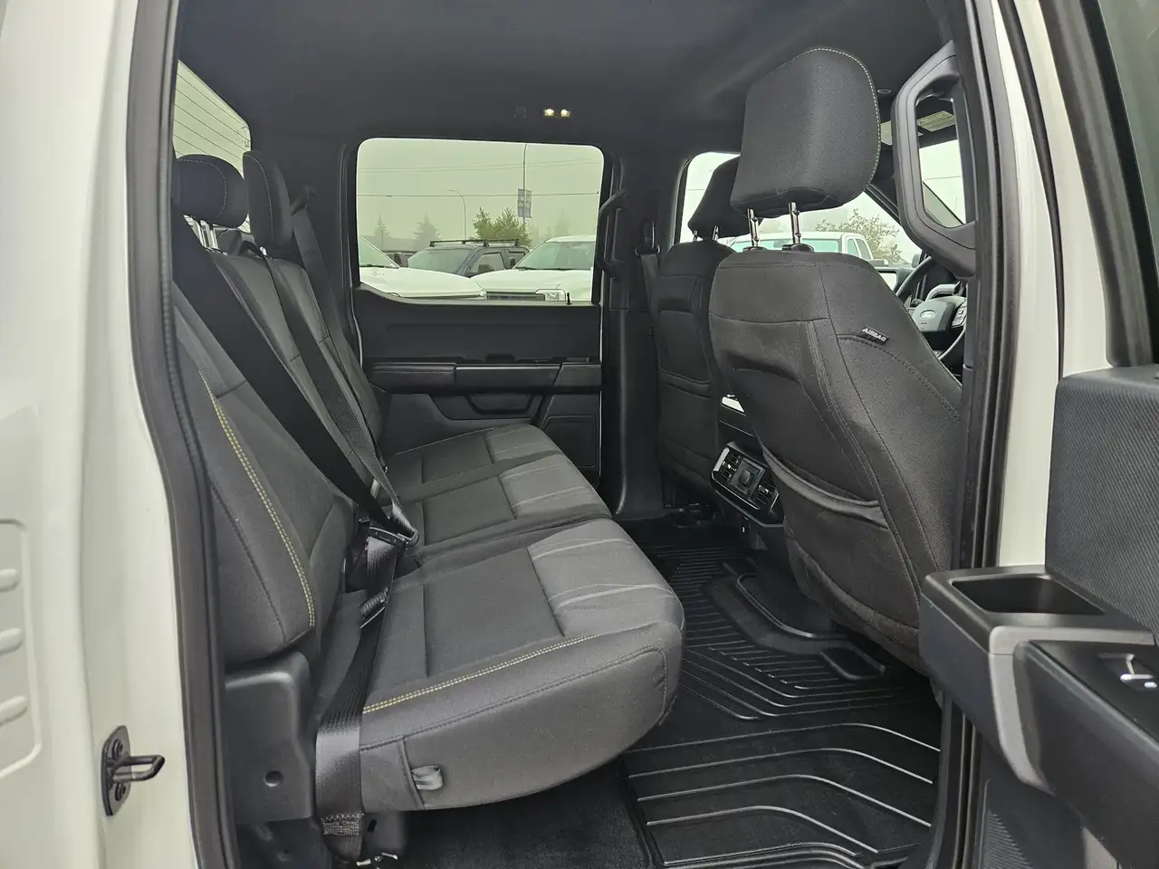 Ford F-150 - Image 25