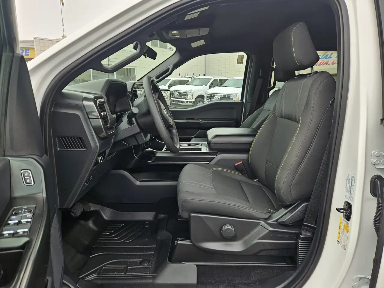 Ford F-150 - Image 11