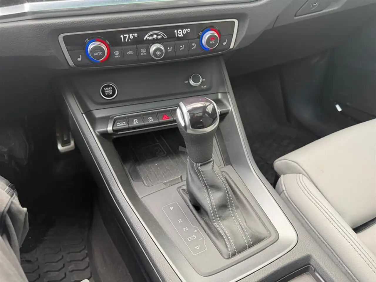 Audi Q3 - Image 22