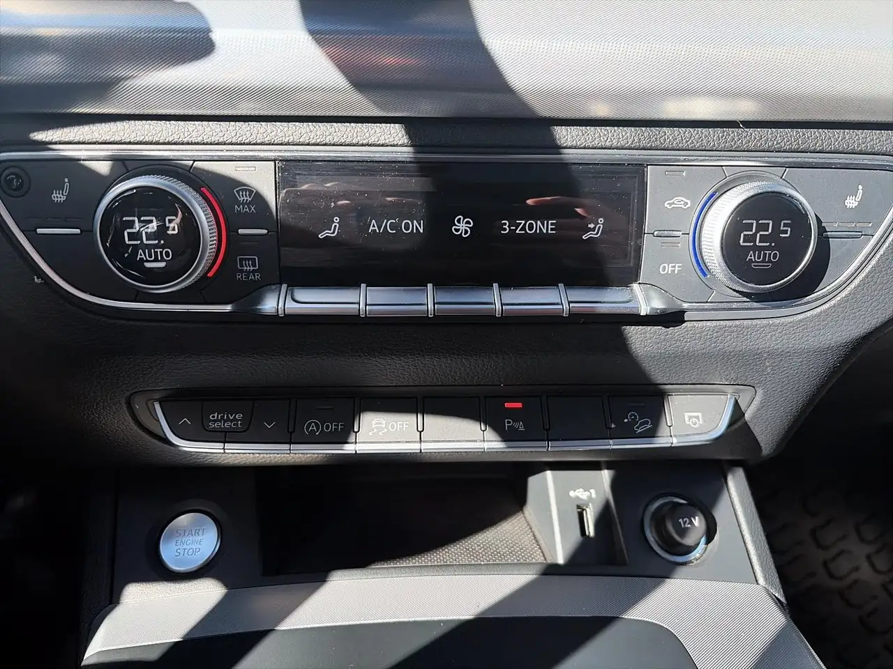 Audi Q5 - Image 21