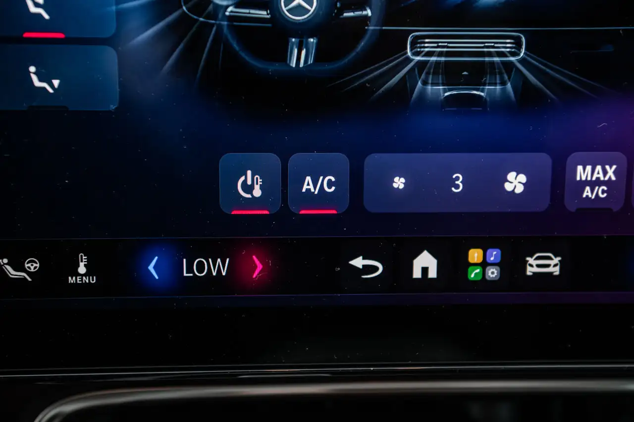 Mercedes-Benz CLA - Image 22
