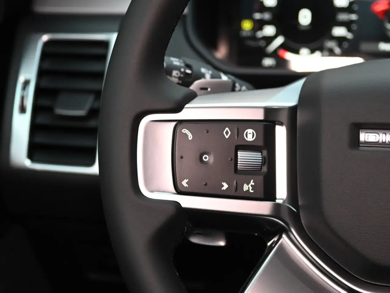 Land Rover Discovery - Image 32