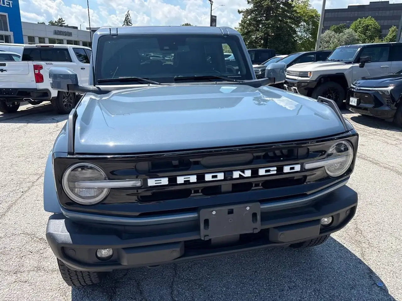 Ford Bronco - Image 11