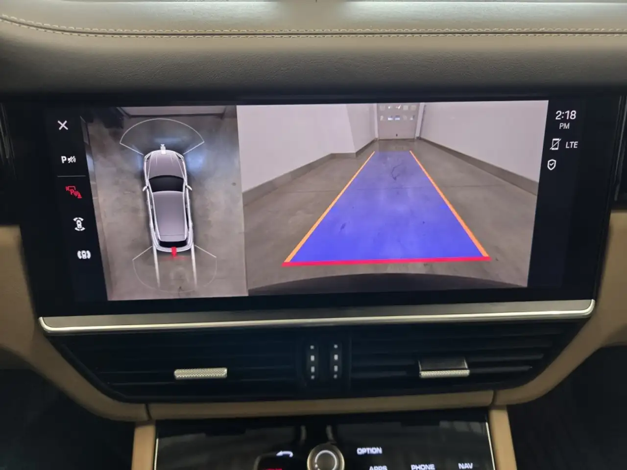 Porsche Cayenne - Image 15