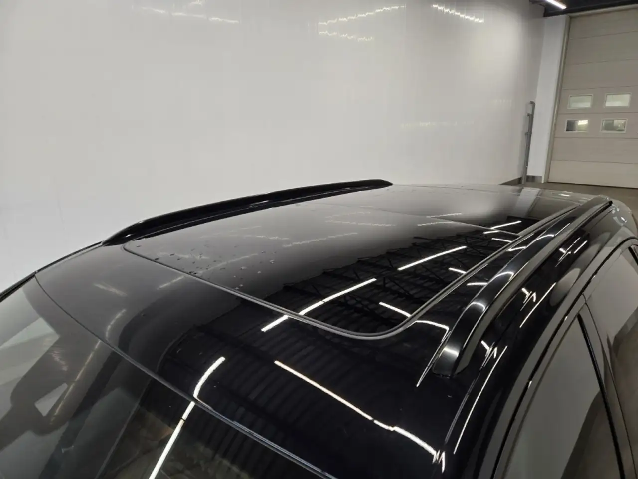 Porsche Cayenne - Image 6