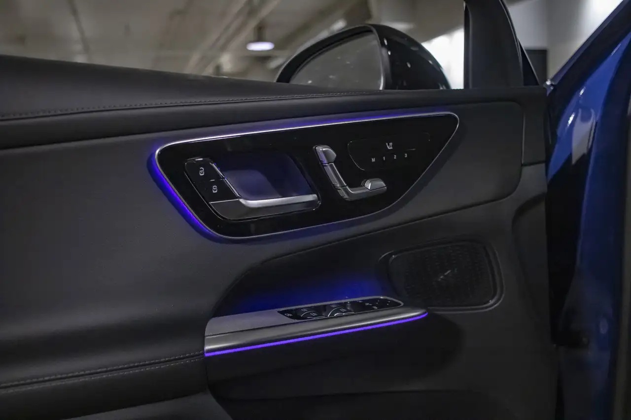 Mercedes-Benz GLC - Image 20