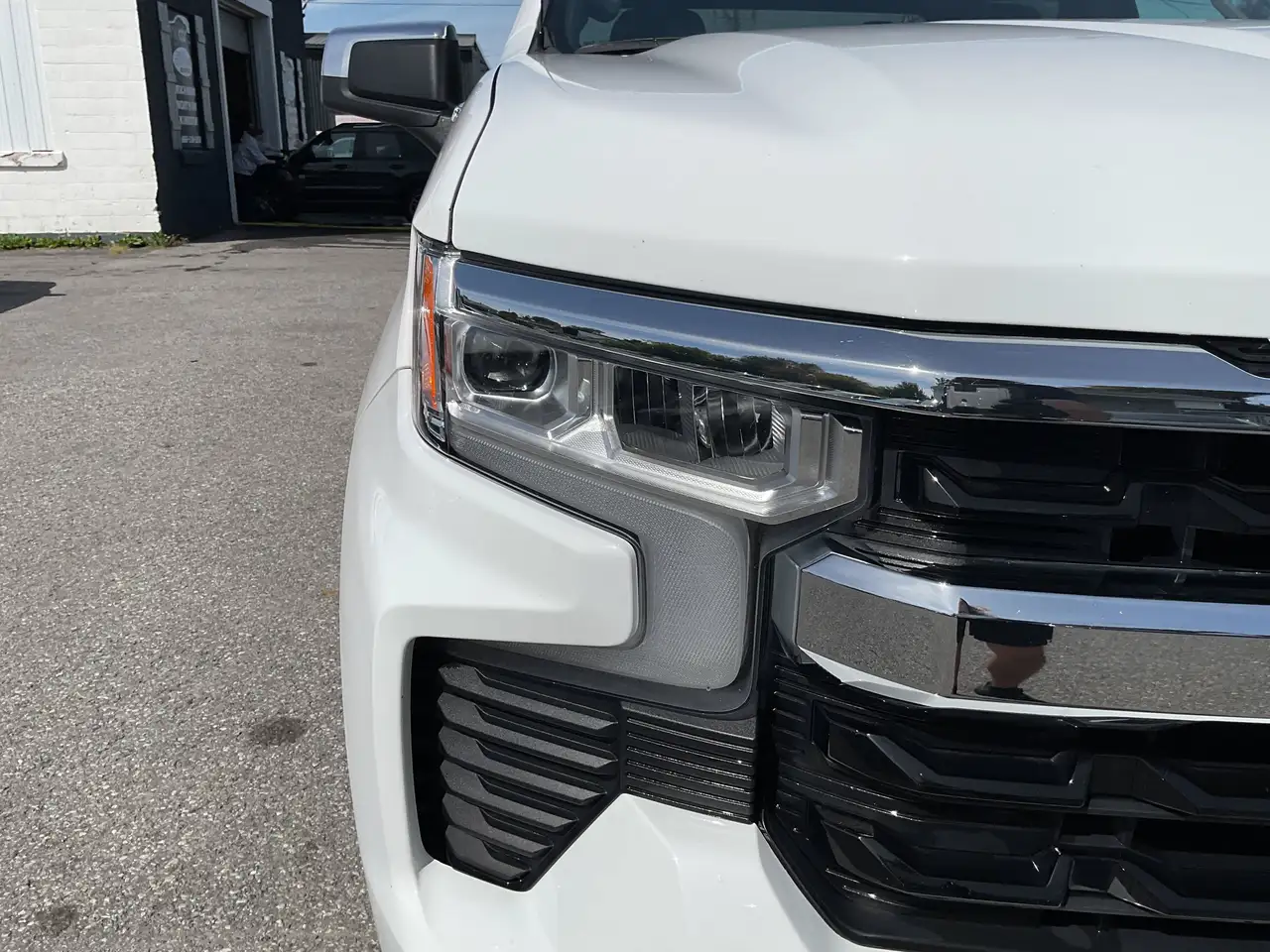 Chevrolet Silverado 1500 - Image 13