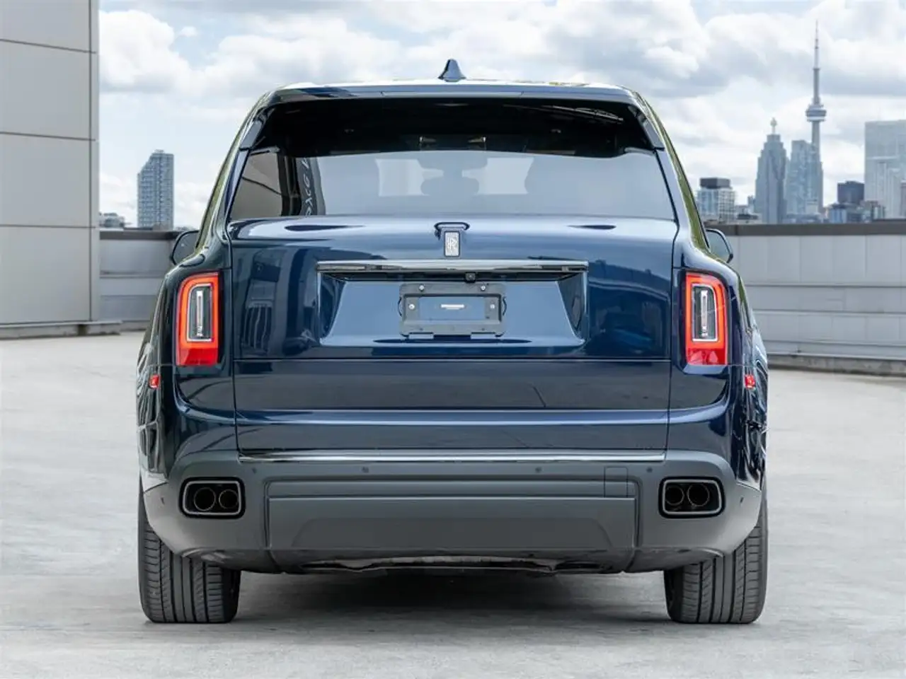 Rolls-Royce Cullinan - Image 8