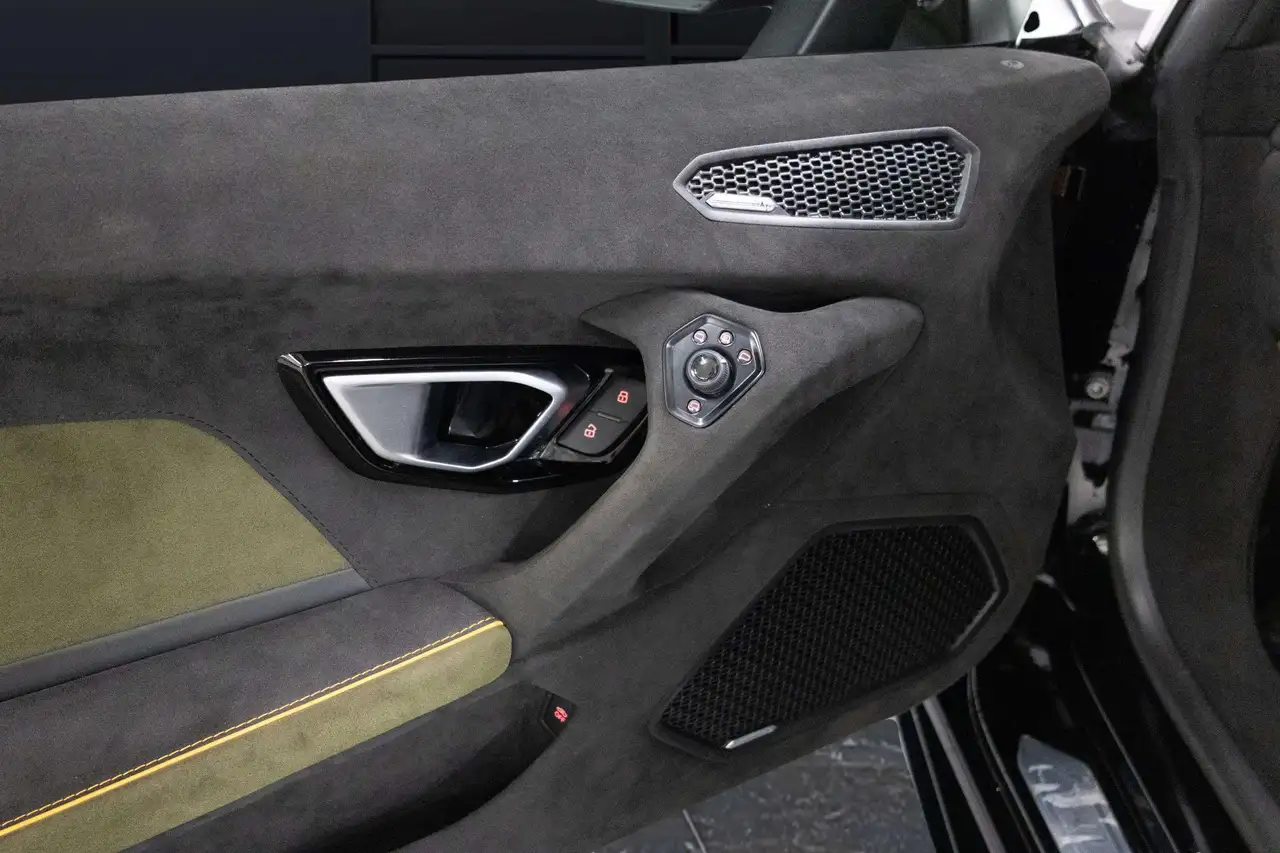 Lamborghini Huracán - Image 24