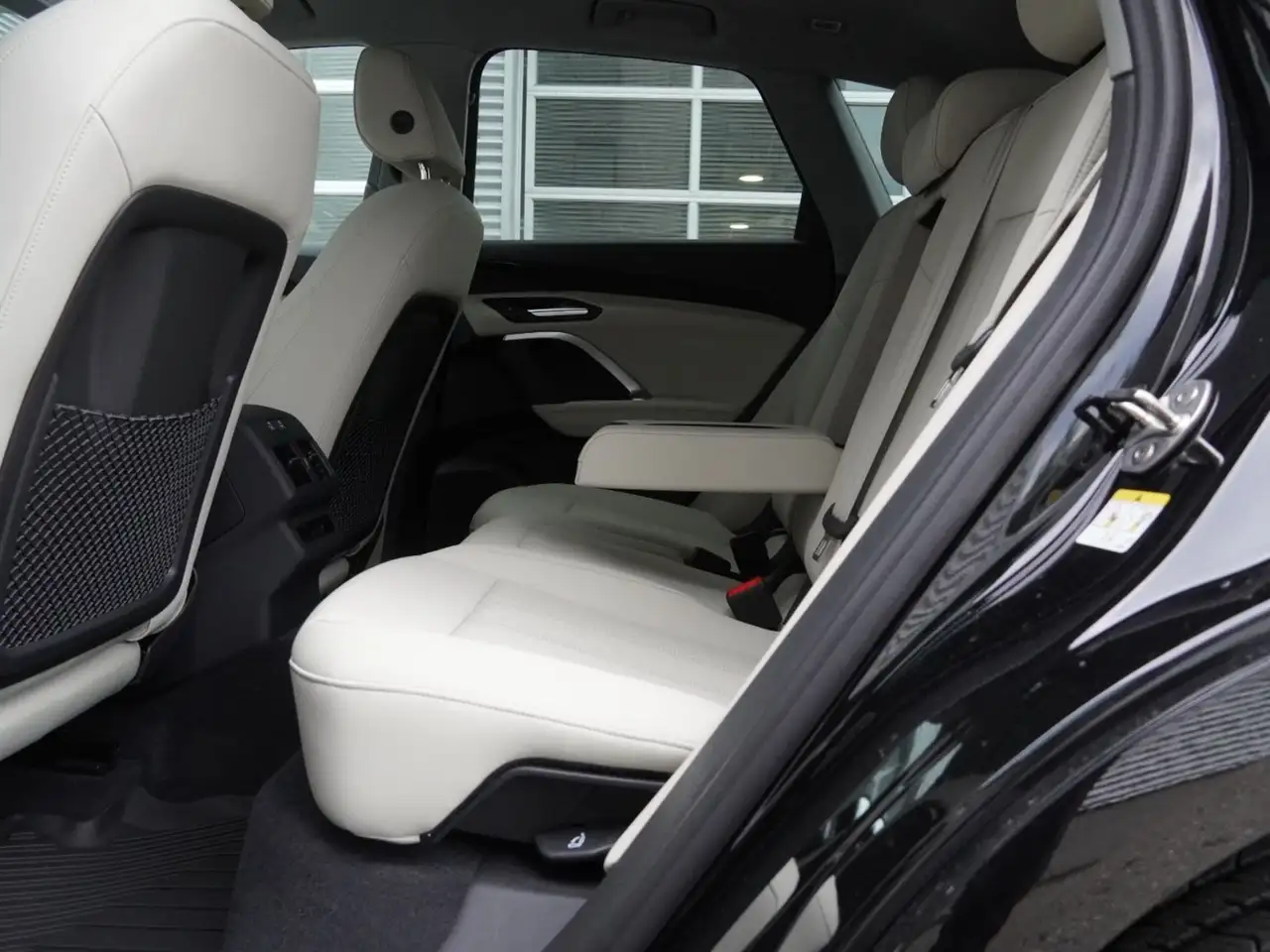 Audi Q5 - Image 17