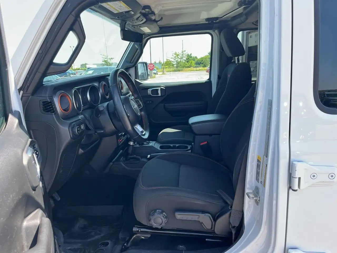Jeep Gladiator - Image 12