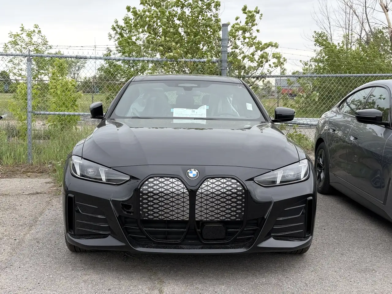 BMW i4 - Image 2