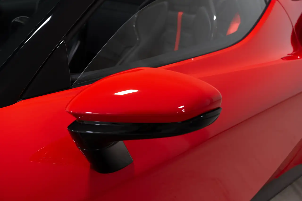 Ferrari SF90 Spider - Image 18