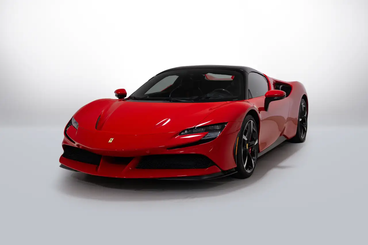 Ferrari SF90 Spider - Image 9