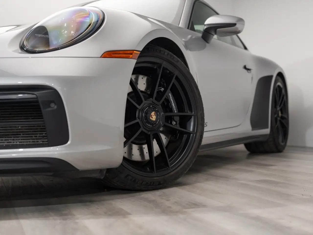 Porsche 911 - Image 7