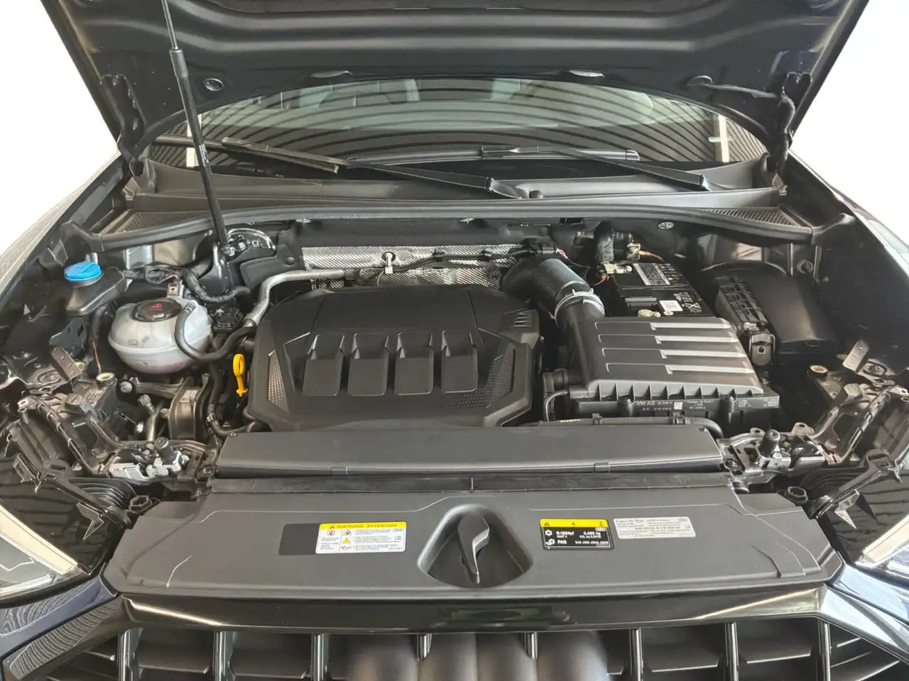 Audi Q3 - Image 28