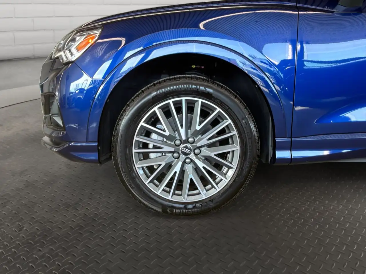 Audi Q3 - Image 19